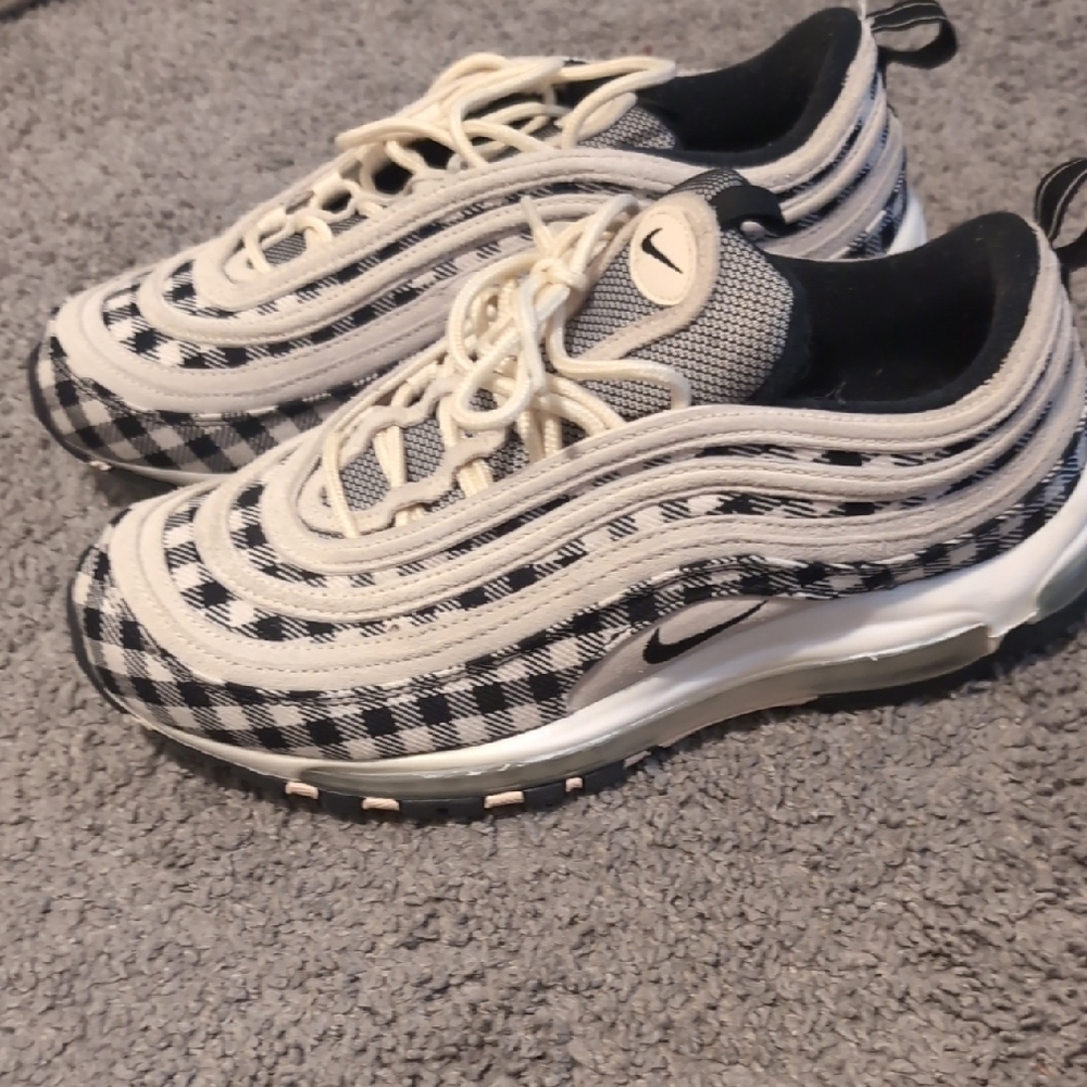 Nike Black and Cream Checkered Sneakers
